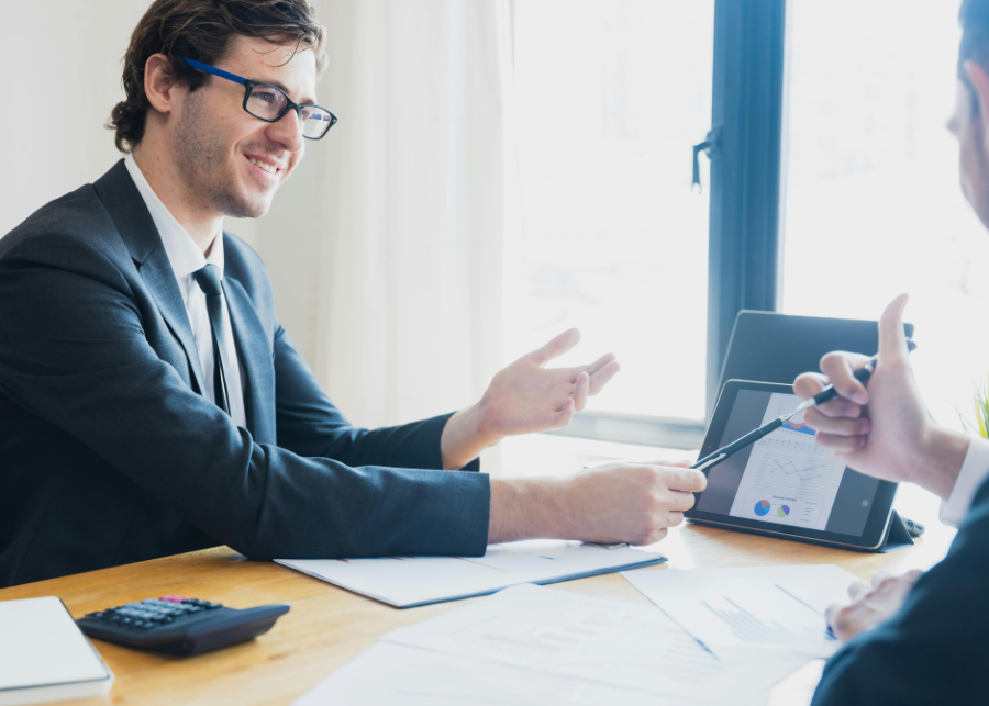 Financial consulting services for businesses in UAE