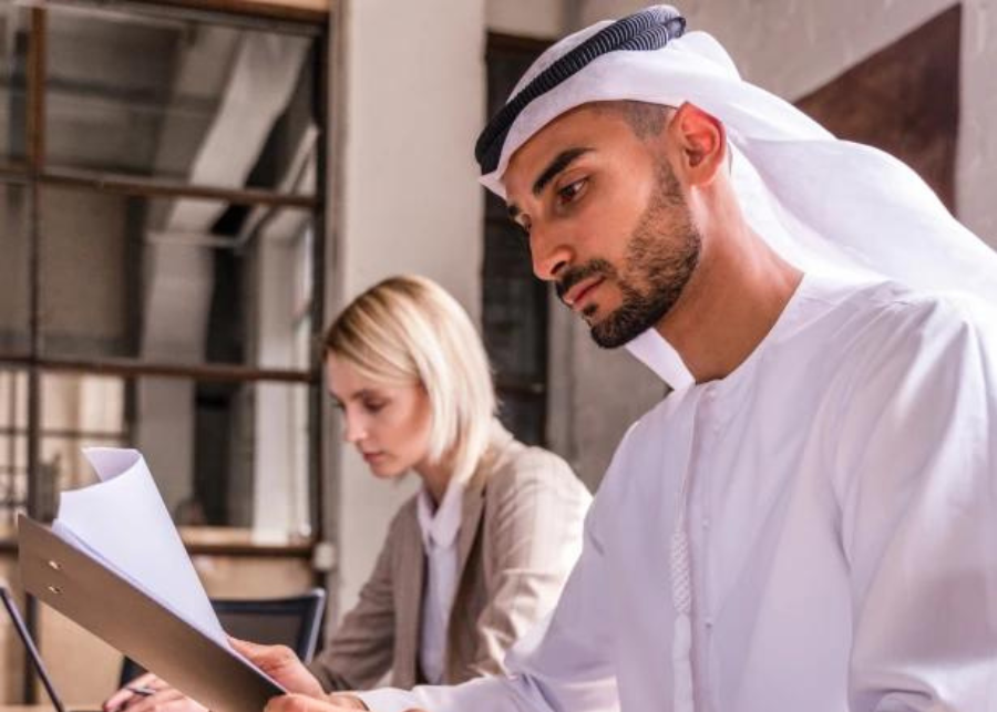 Municipality approval documentation and construction permit review in Dubai